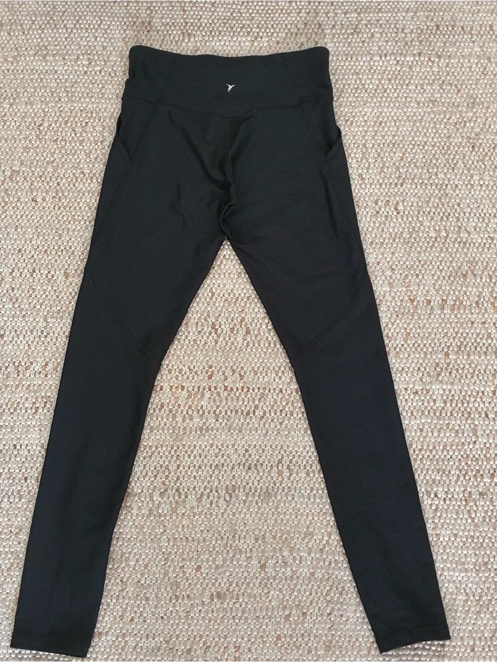 EUC Old Navy Active PowerSoft Leggings Girls XL (14-16) Black High Rise Athletic
